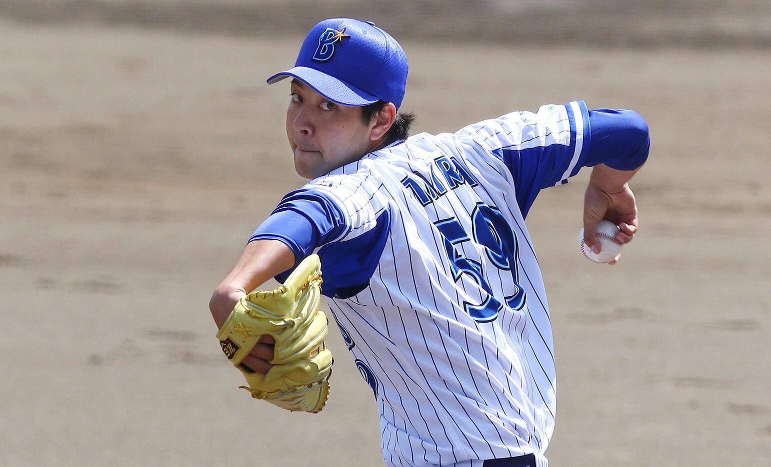 Baystars right-hander Kentaro Taira