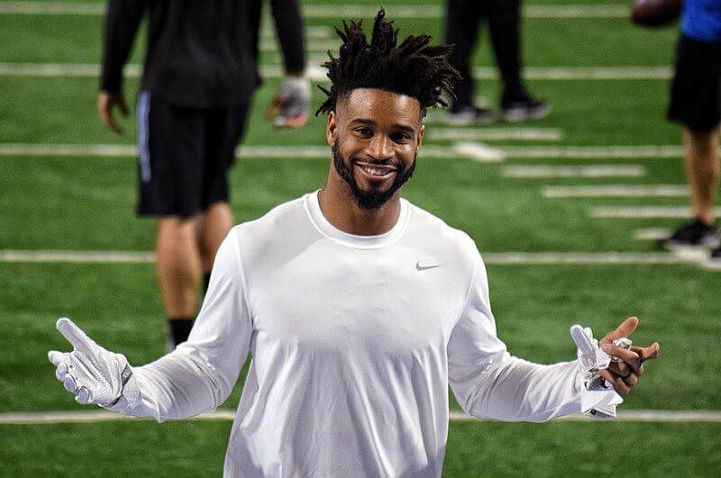 Darius Slay in pre-game warm up