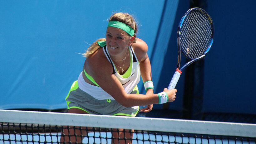 Victoria Azarenka about to hit a backhand