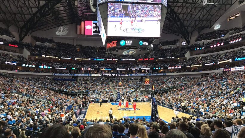 Rockets vs Mavericks game