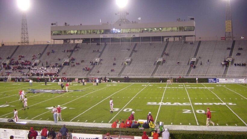 Ladd-Peebles Stadium