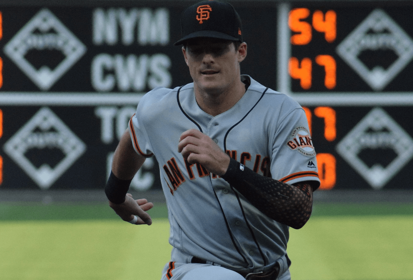 Mike Yastrzemski warming up