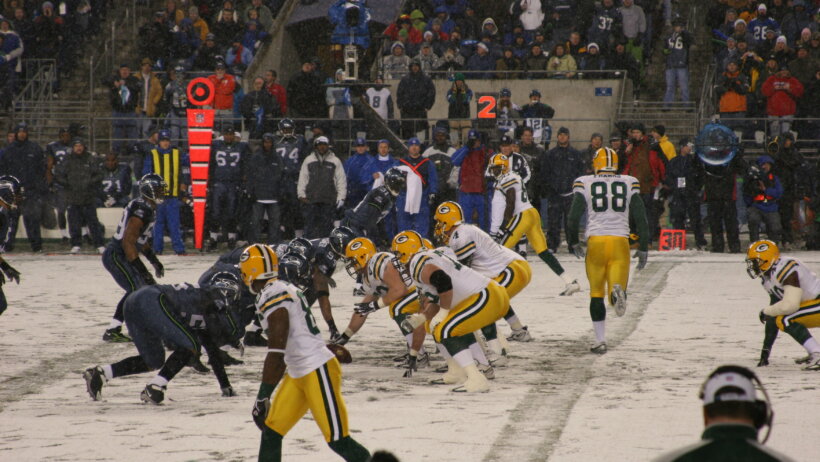 Packers vs Seahawks in snow