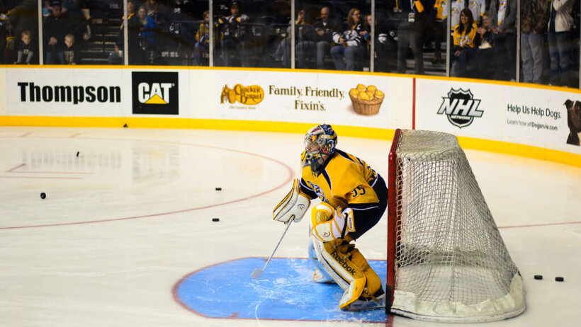 Pekka Rinne and the Predators lead the NHL with 6 wins on home ice so far this season.