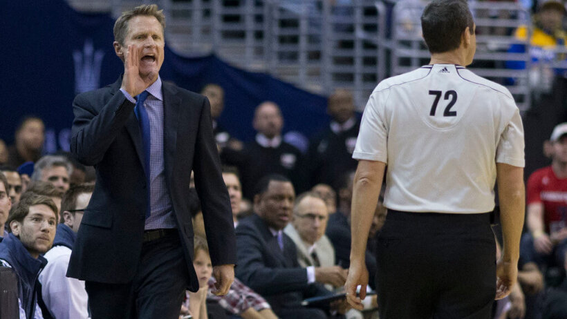 Steve Kerr on the Warriors sideline